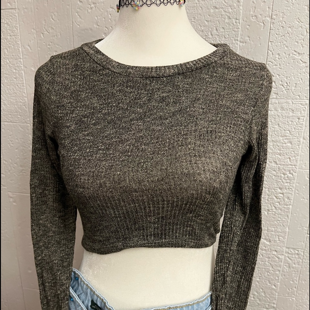 small crop top